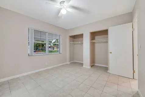 1415 W Bloxham Street Lantana FL 33462
