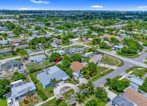 1415 W Bloxham Street Lantana FL 33462