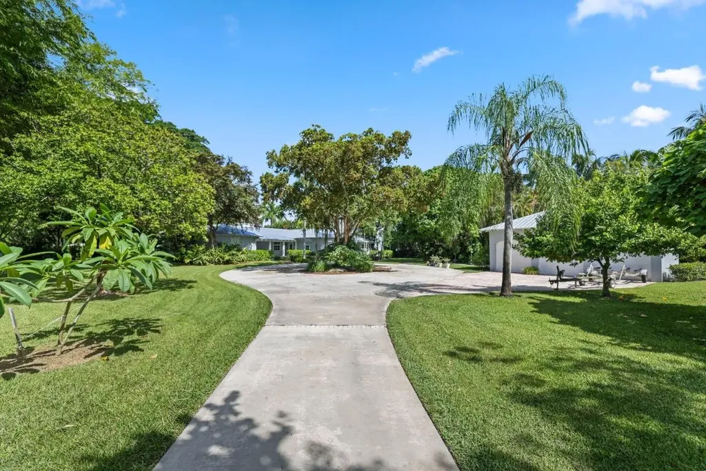 920 Hibiscus Lane Delray Beach FL 33444