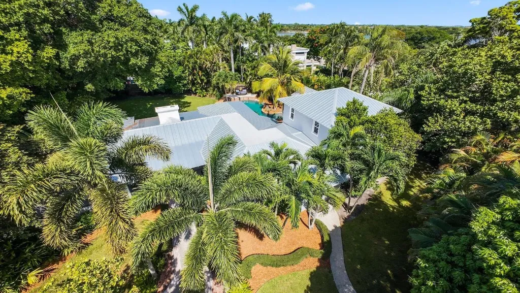 920 Hibiscus Lane Delray Beach FL 33444