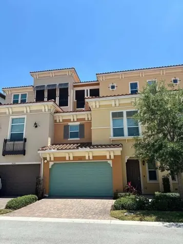 3122 NW 124th Way Sunrise FL 33323
