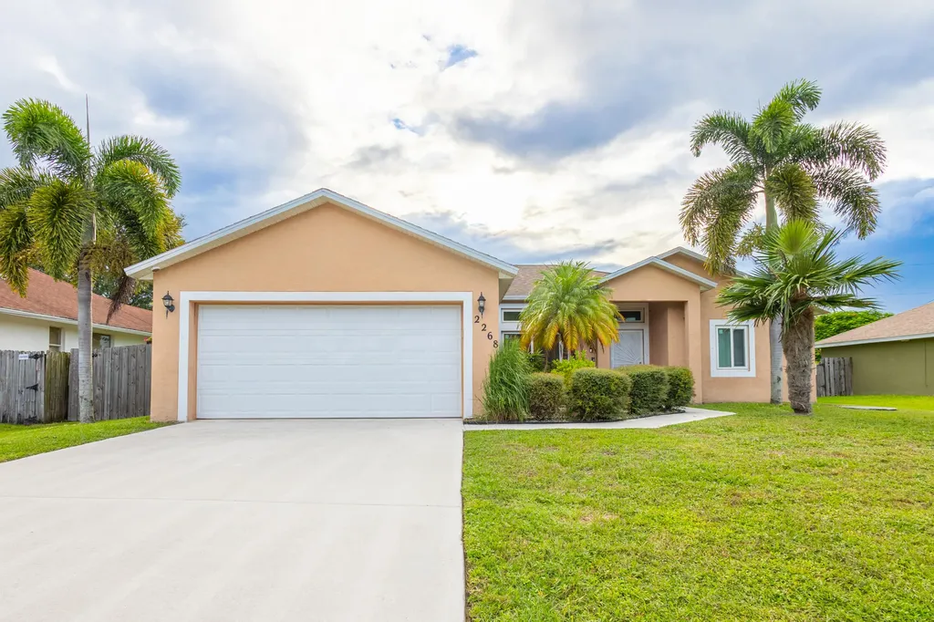2268 SW Franklin Street Port St Lucie FL 34953