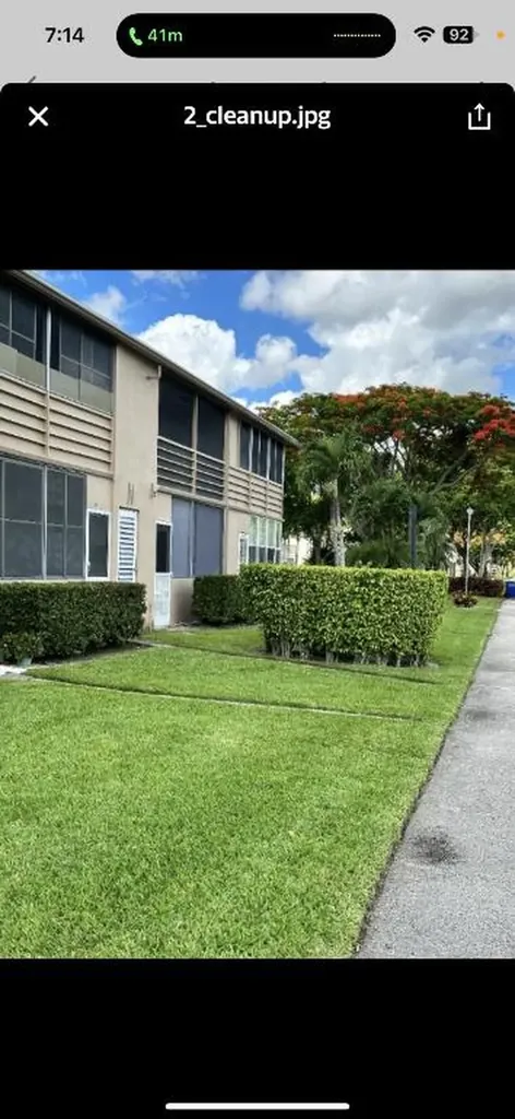309 Windsor N West Palm Beach FL 33417