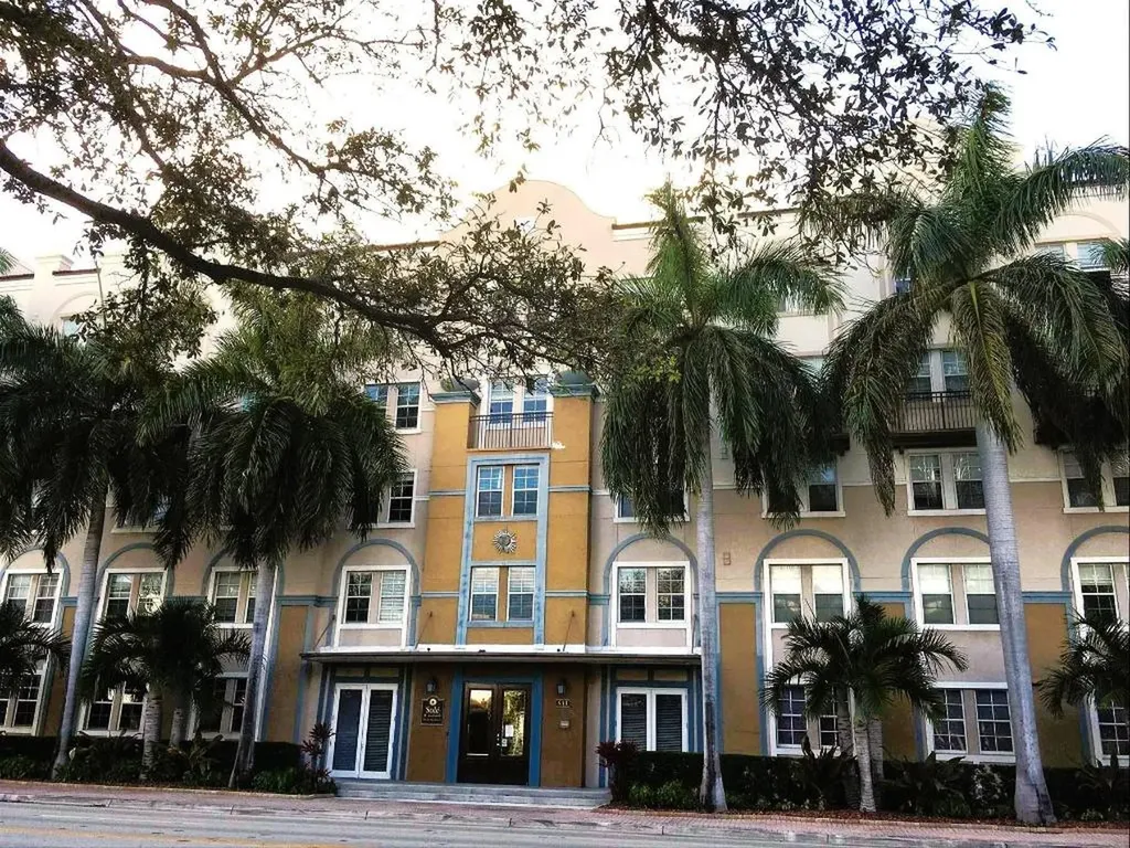 533 NE 3rd Avenue Fort Lauderdale FL 33301
