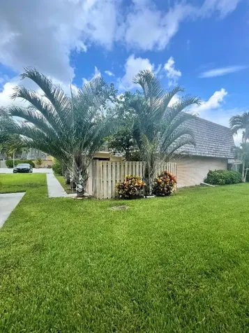 46 Lake Arbor Drive Palm Springs FL 33461