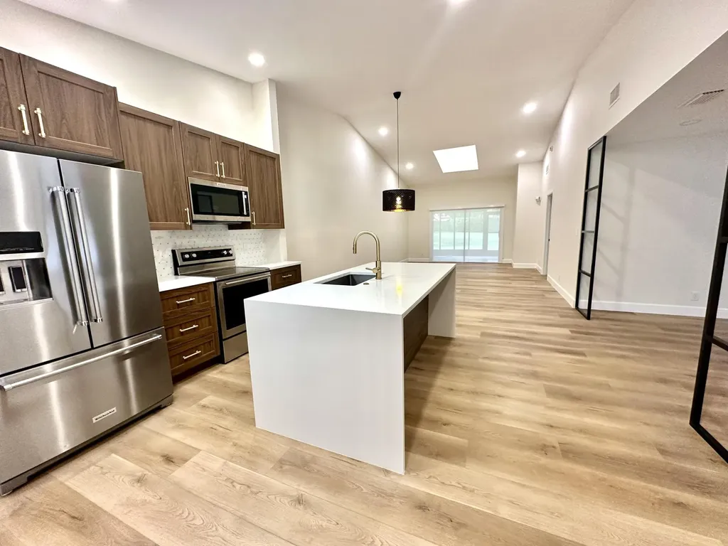 6410 Royal Manor Circle Delray Beach FL 33484