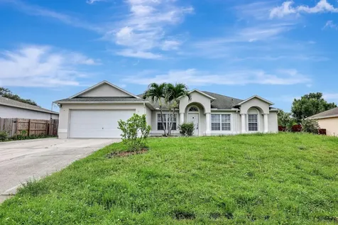4662 SW Alpha Street Port St Lucie FL 34953