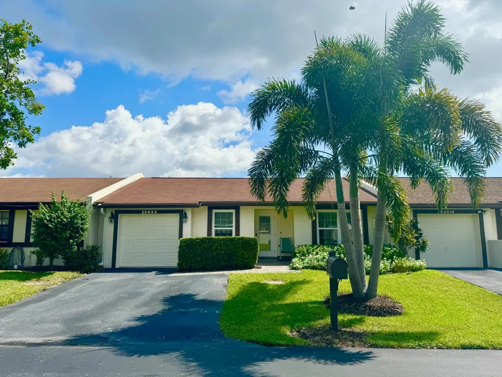 15852 Laurel Oak Circle Delray Beach FL 33484