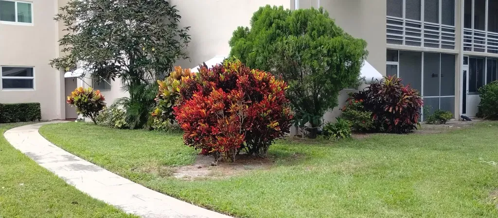 2647 N Garden Drive Lake Worth FL 33461