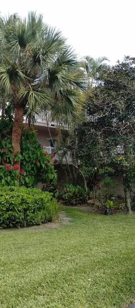2647 N Garden Drive Lake Worth FL 33461