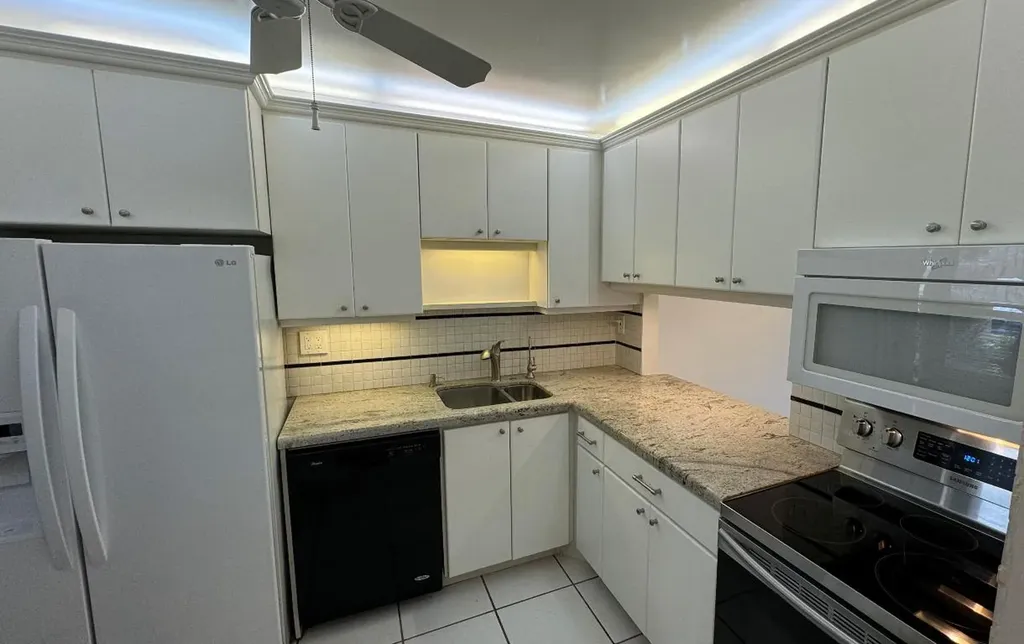 2647 N Garden Drive Lake Worth FL 33461