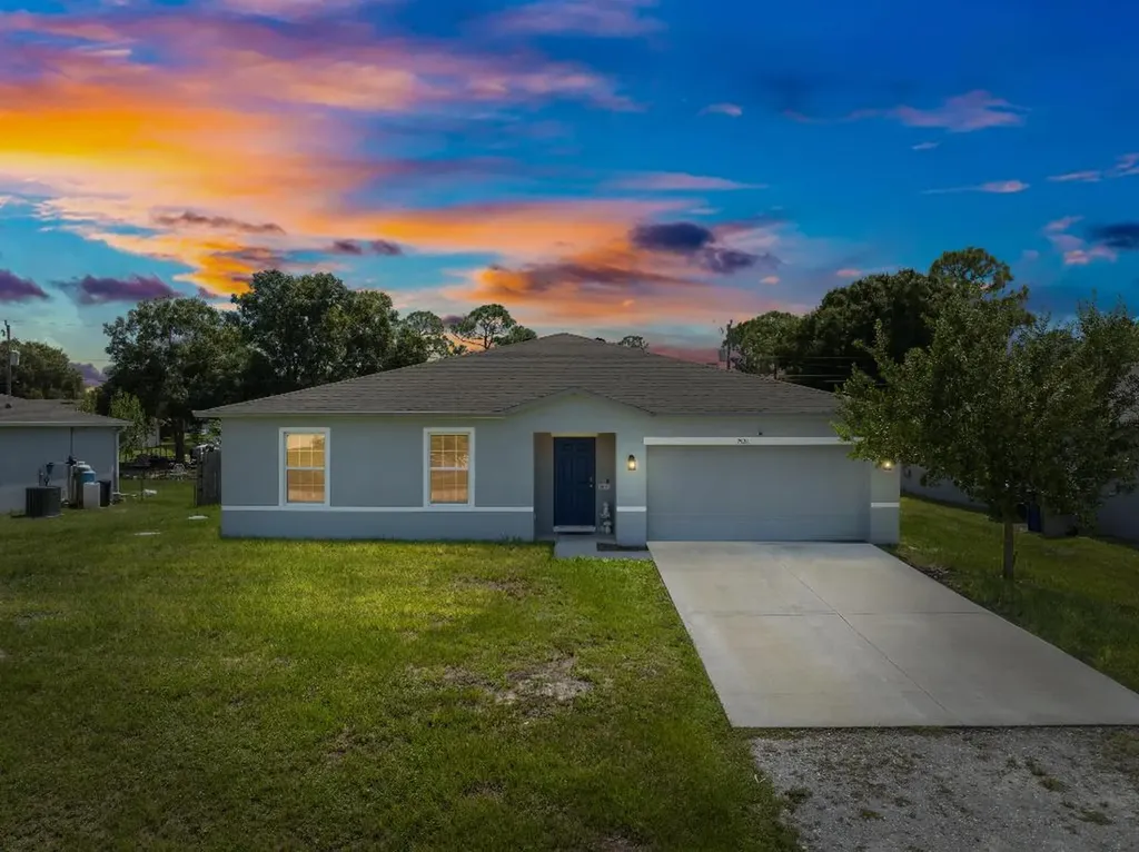 7926 101st Court Vero Beach FL 32967