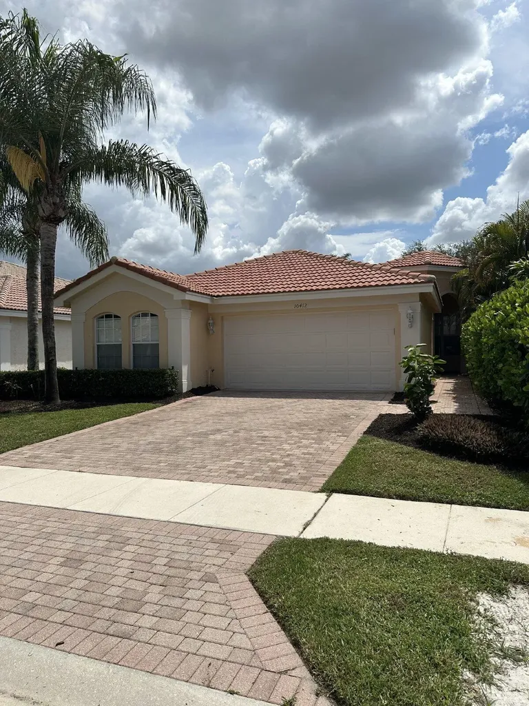 10412 Willow Oaks Trail Boynton Beach FL 33473