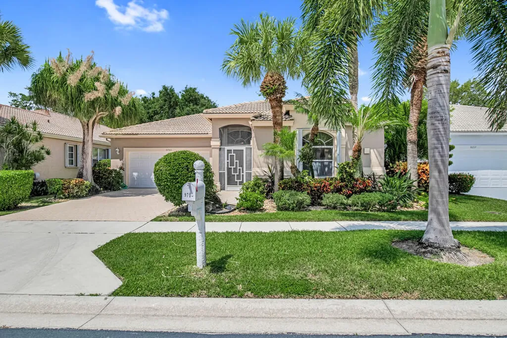 9703 Arbor View Drive N Boynton Beach FL 33437
