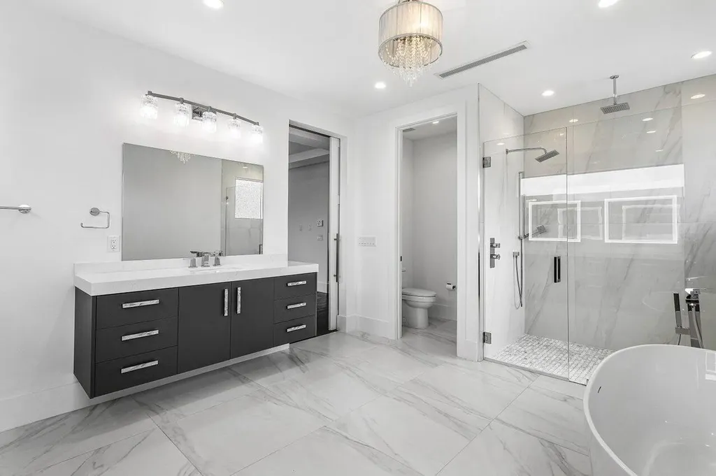 465 NE 4th Street Boca Raton FL 33432
