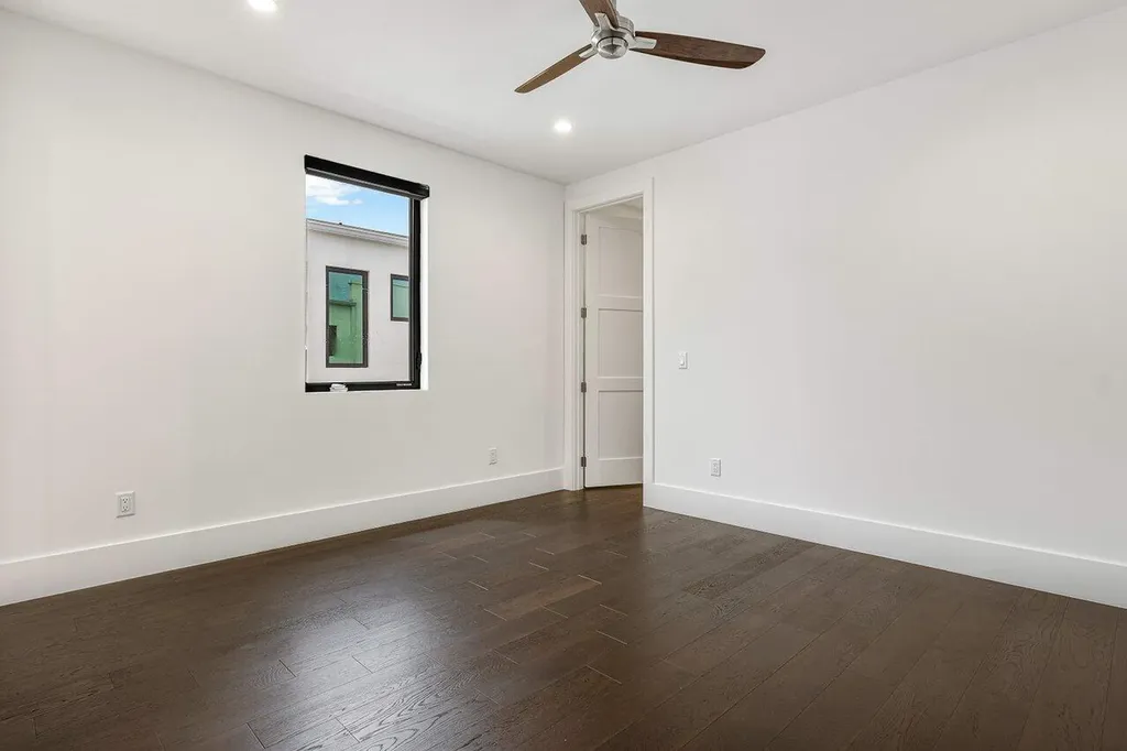 465 NE 4th Street Boca Raton FL 33432
