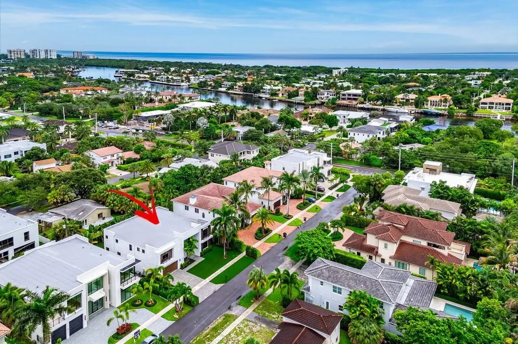 465 NE 4th Street Boca Raton FL 33432