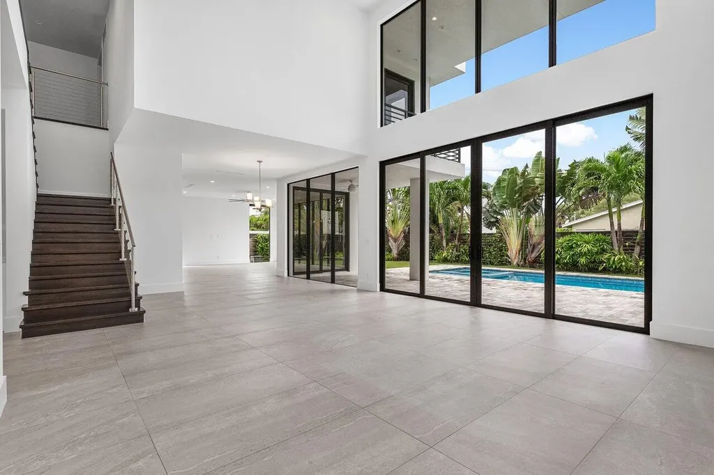 465 NE 4th Street Boca Raton FL 33432