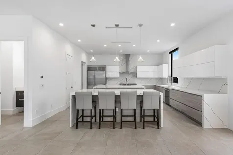 465 NE 4th Street Boca Raton FL 33432