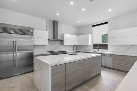 465 NE 4th Street Boca Raton FL 33432
