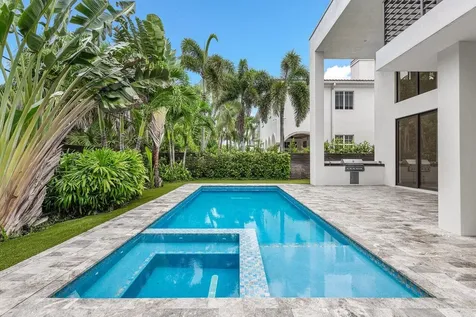 465 NE 4th Street Boca Raton FL 33432