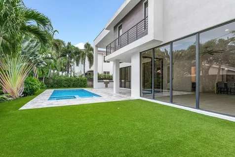465 NE 4th Street Boca Raton FL 33432