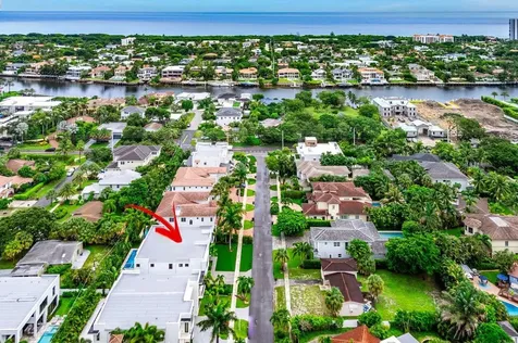 465 NE 4th Street Boca Raton FL 33432