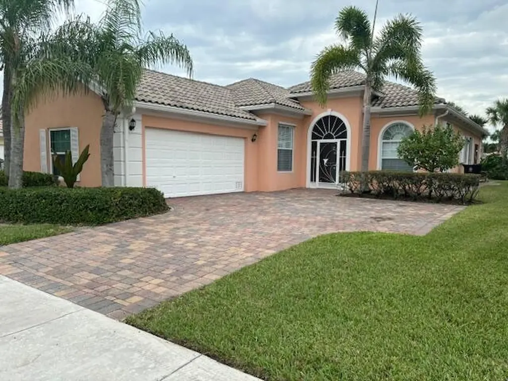 11595 SW Rockingham Drive Port St Lucie FL 34987