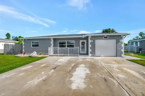 4613 Betelnut Street Boca Raton FL 33428