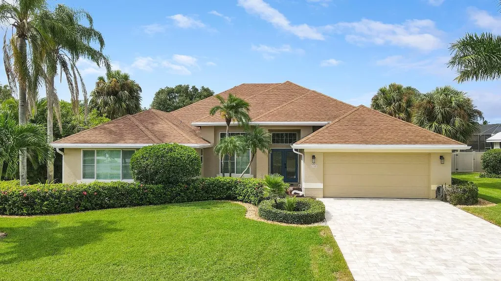 1100 SE Strathmore Drive Port St Lucie FL 34952