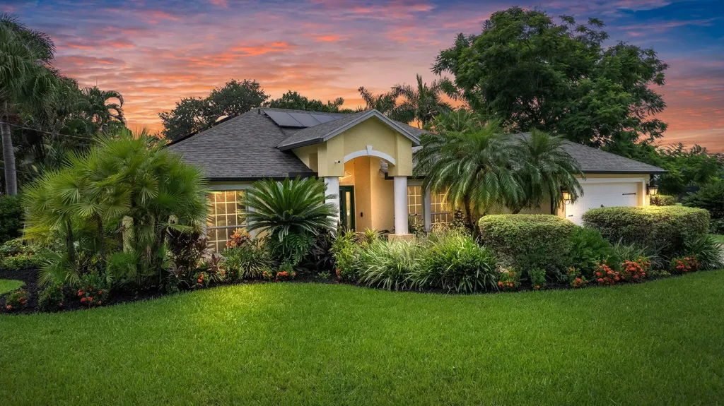 1918 SW Bellevue Avenue Port St Lucie FL 34953