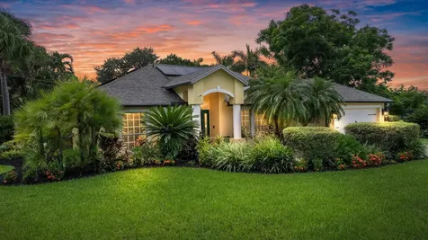 1918 SW Bellevue Avenue Port St Lucie FL 34953