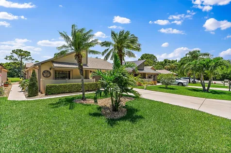 5882 SE Franklin Place Hobe Sound FL 33455