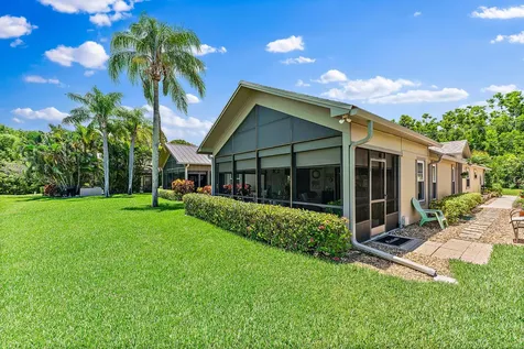 5882 SE Franklin Place Hobe Sound FL 33455