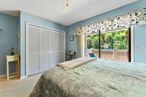 5882 SE Franklin Place Hobe Sound FL 33455