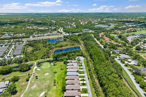 5882 SE Franklin Place Hobe Sound FL 33455