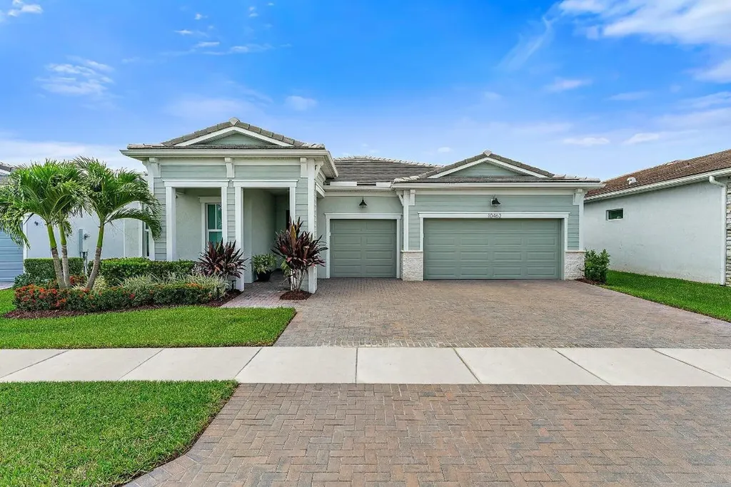 10462 SW Aquila Way Port St Lucie FL 34987