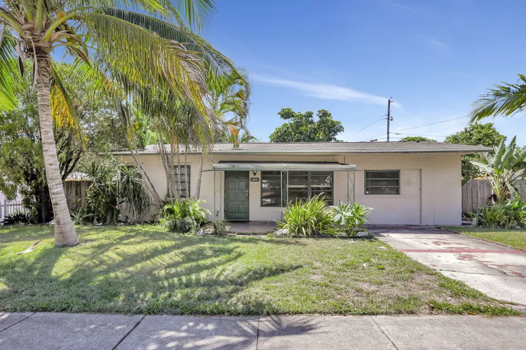 2511 NE 11th Avenue Pompano Beach FL 33064