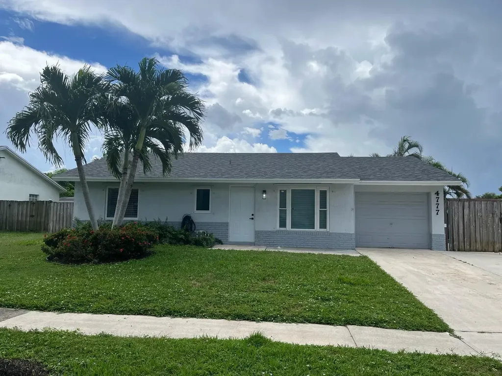 4777 Poseidon Place Lake Worth FL 33463