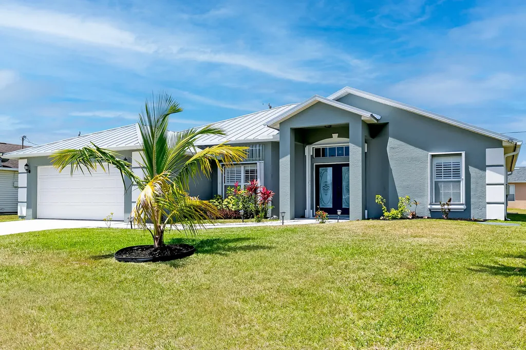 1958 SW Breezeway Street Port St Lucie FL 34987