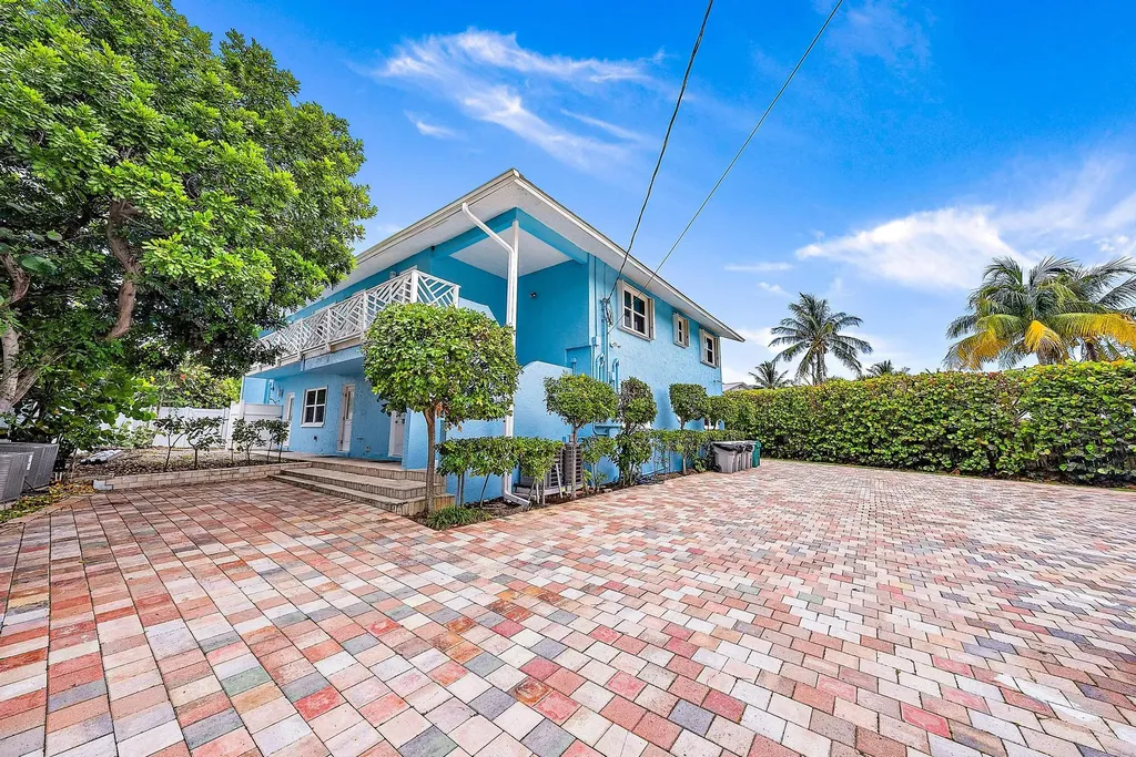 2507 N Ocean Drive Hutchinson Island FL 34949