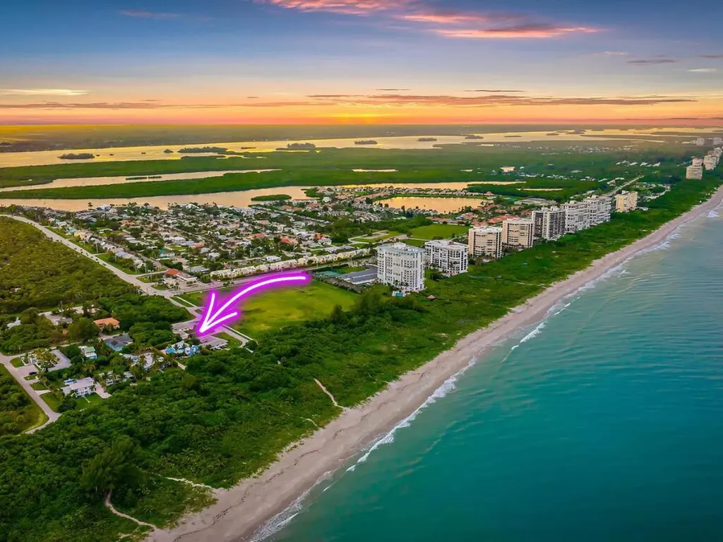 2507 N Ocean Drive Hutchinson Island FL 34949
