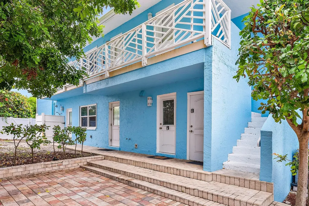 2507 N Ocean Drive Hutchinson Island FL 34949