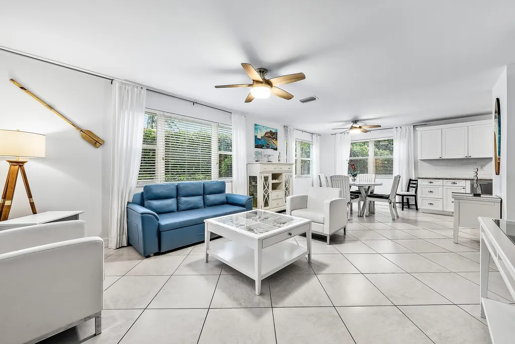 2507 N Ocean Drive Hutchinson Island FL 34949