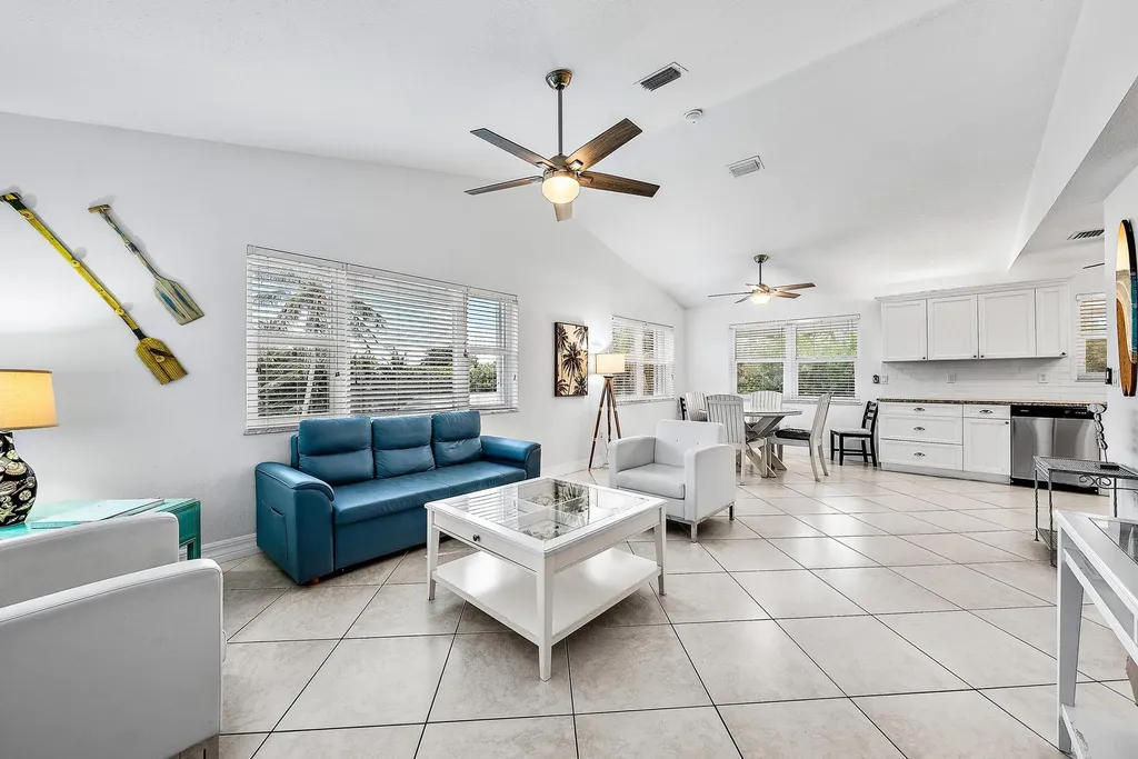 2507 N Ocean Drive Hutchinson Island FL 34949