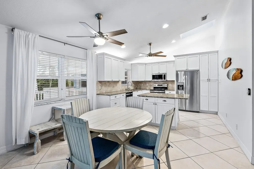 2507 N Ocean Drive Hutchinson Island FL 34949