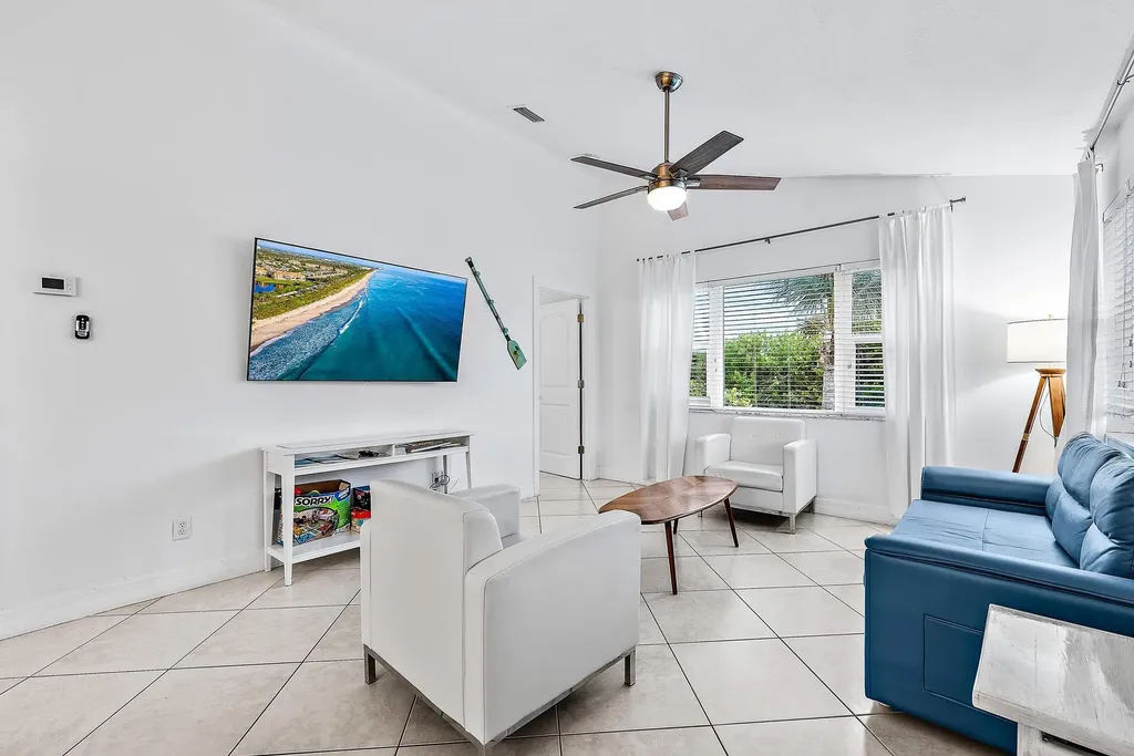2507 N Ocean Drive Hutchinson Island FL 34949