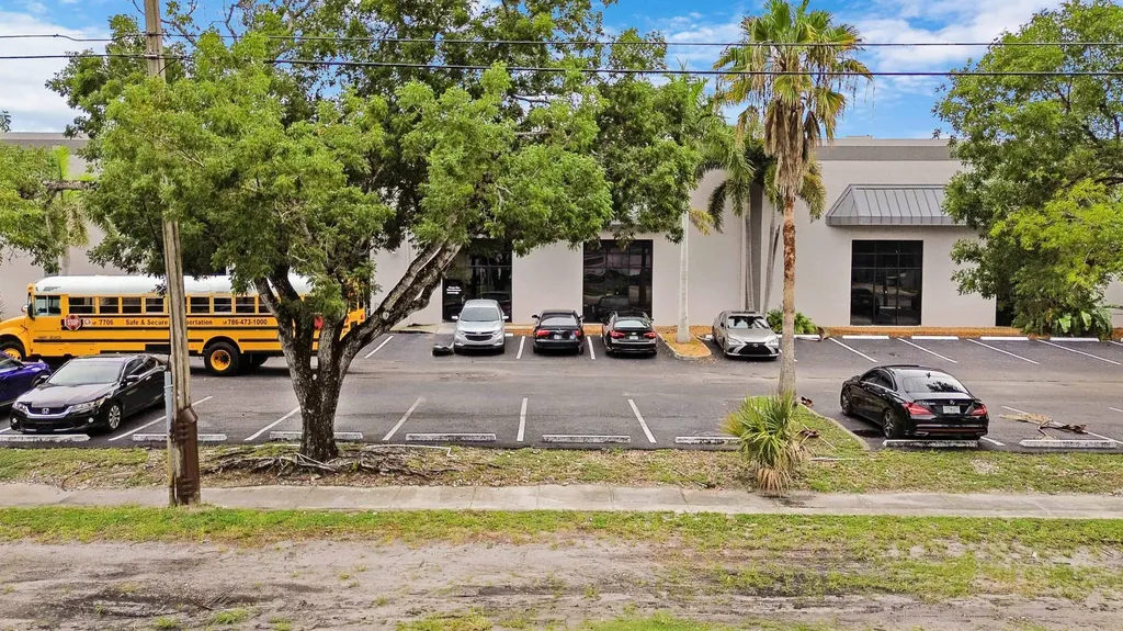 3698 NW 15th Street Lauderhill FL 33311