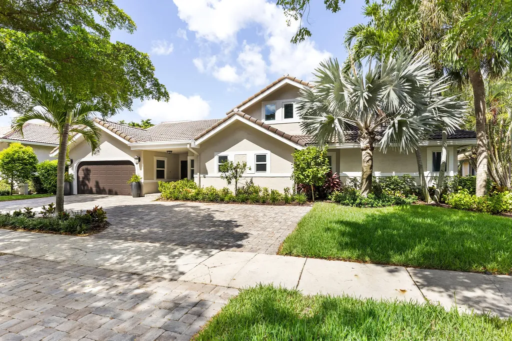 915 Parkside Circle N Boca Raton FL 33486