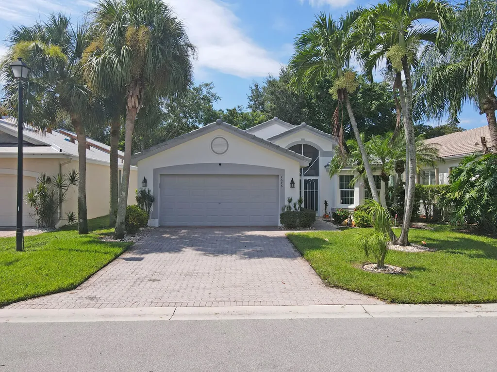 7676 San Carlos Street Boynton Beach FL 33437